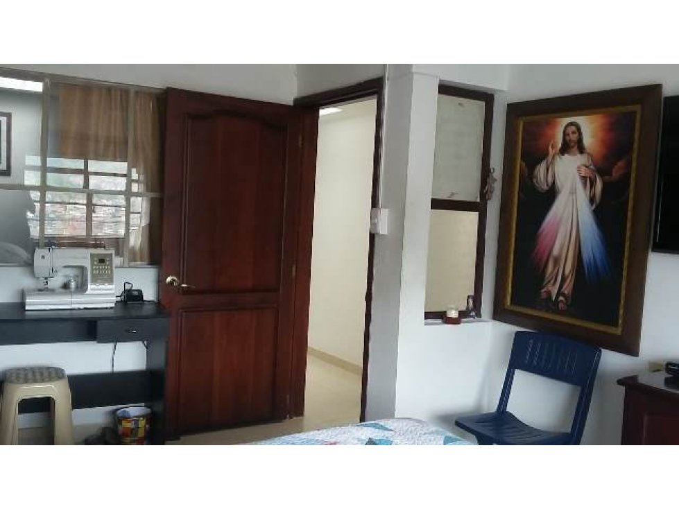 Venta casa con renta en La Argentina, Manizales. CODIGO 834260