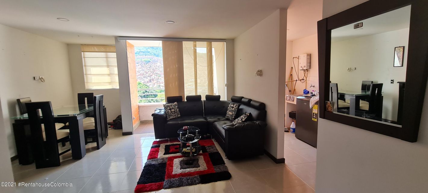 Apartamento en  Altamira(Medellin) CO: 22-1353
