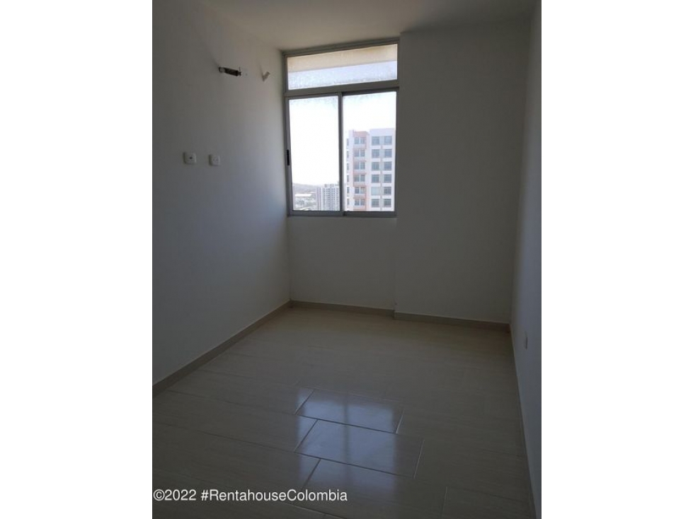Apartamento en  Villa Nueva RAH CO: 22-2470