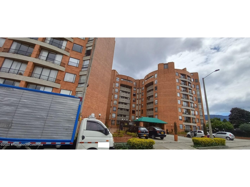 Apartamento en  Cedro Bolivar RAH CO: 23-1648
