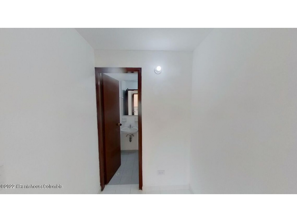 Apartamento en  Cedro Bolivar RAH CO: 23-1164