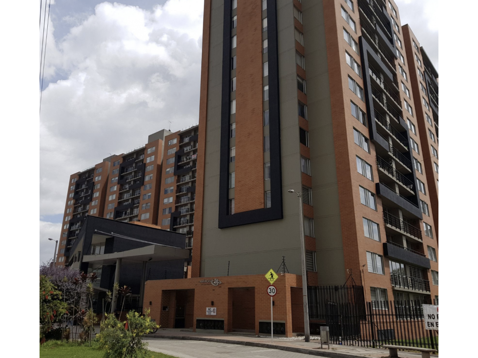 Rentahouse Vende Apartamento en Bogotá BRP 183150-2376537