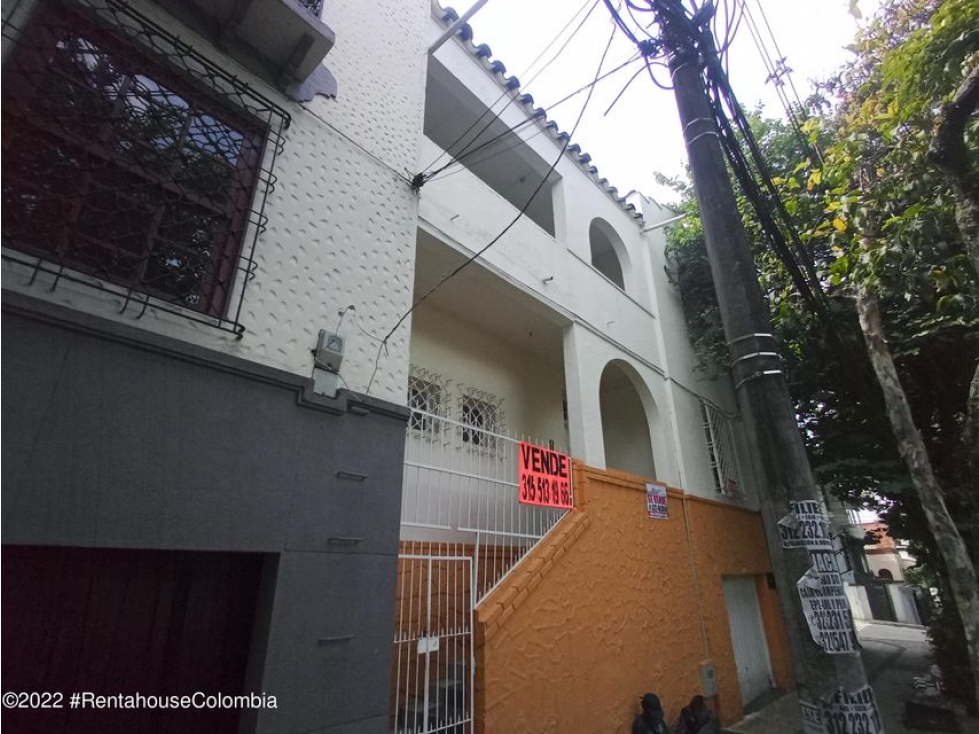 Casa en  Prado Centro(Medellin) RAH CO: 23-716