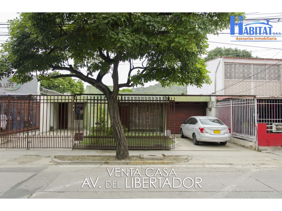 Casa en Venta, sobre la Avenida del Libertador, Santa Marta.