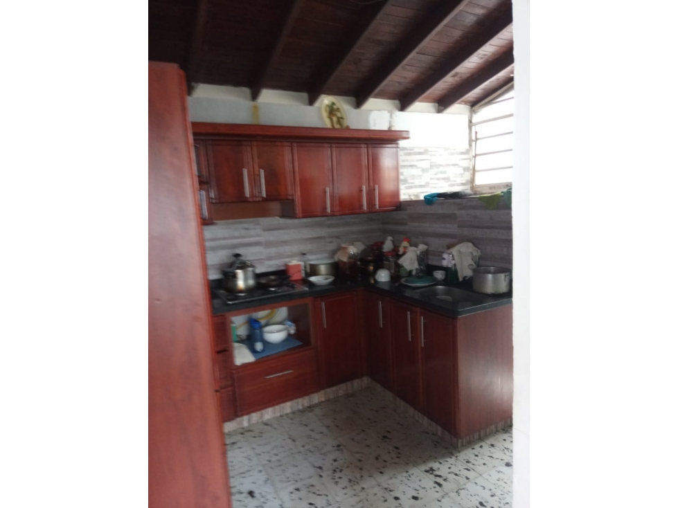 Casa Sabaneta, Antioquia, Piso 2.  Se Vende/Permuta
