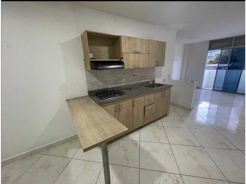 VENDO APARTAMENTO EN COPACABANA  CON PARQUEADERO PRIVADO